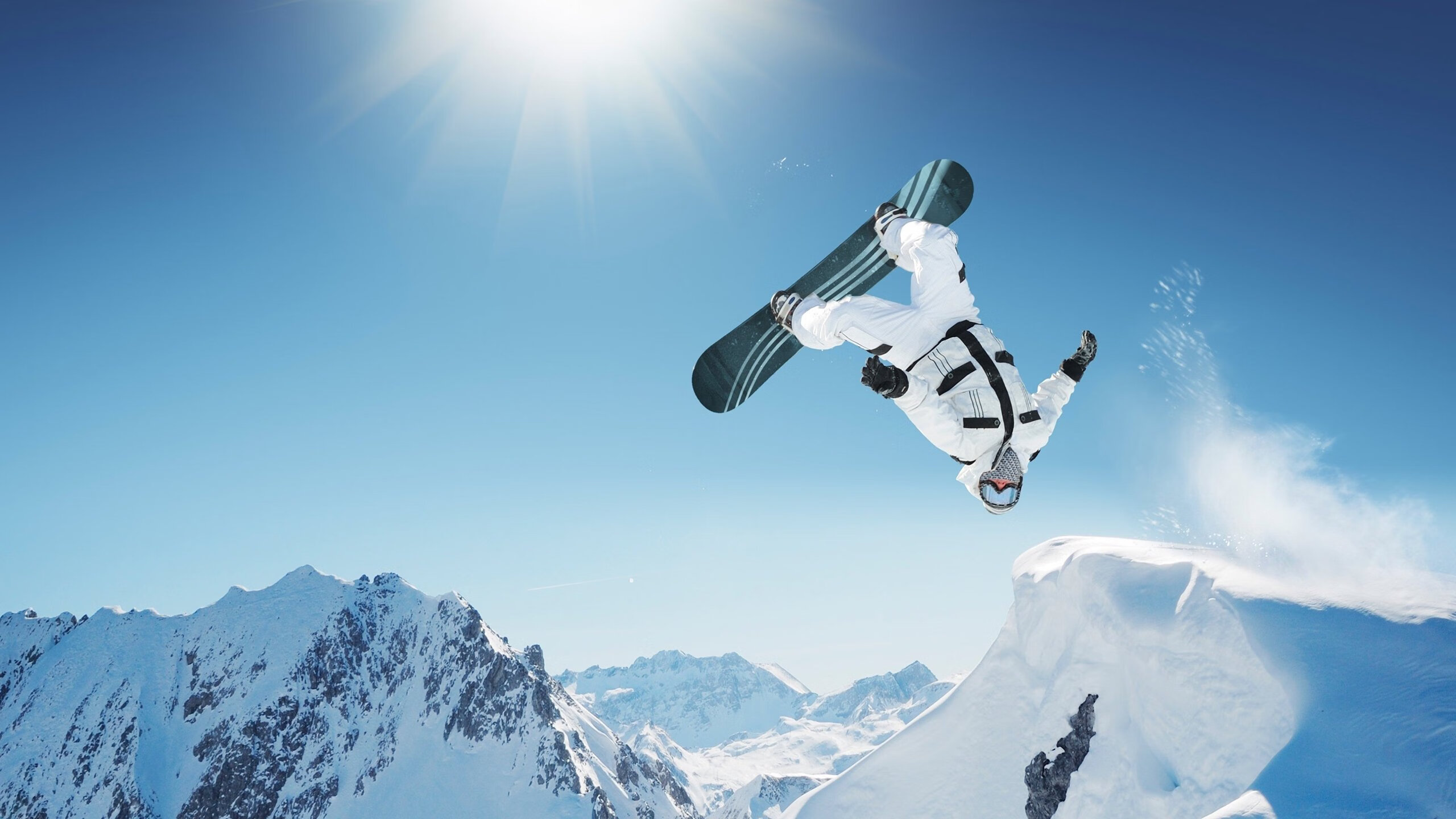 太阳落山前，浓眉用一节时间改写了黄浦江的潮汐